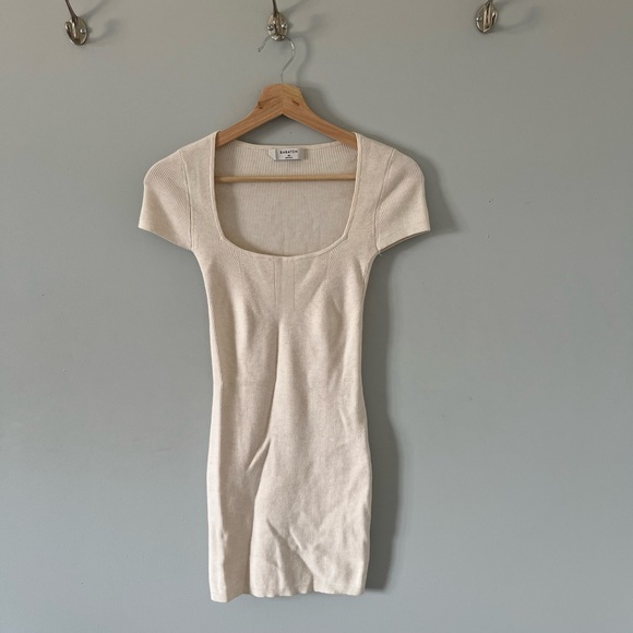 Babaton Ivory Ribbed Top - Picture 5 of 9